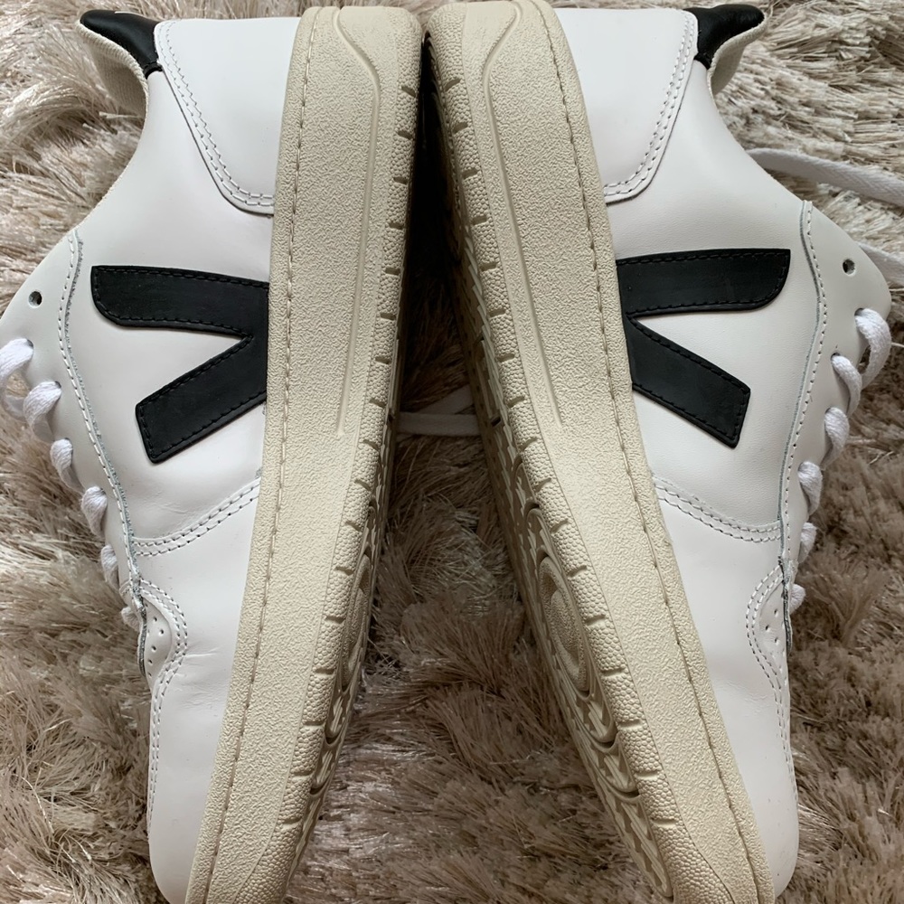 Women’s Veja sneakers